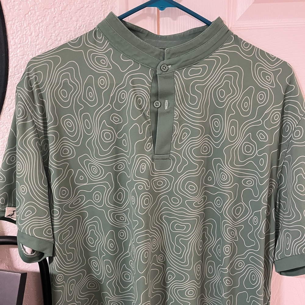 Mantra Catalyst Collar-less Polo - L